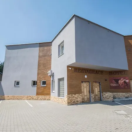Taurus 3* Острава